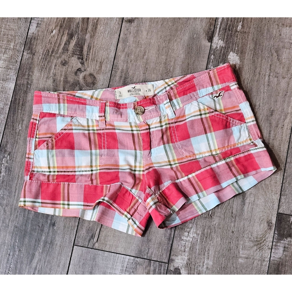 VINTAGE y2k HOLLISTER Red and Blue Plaid Women Shorts
